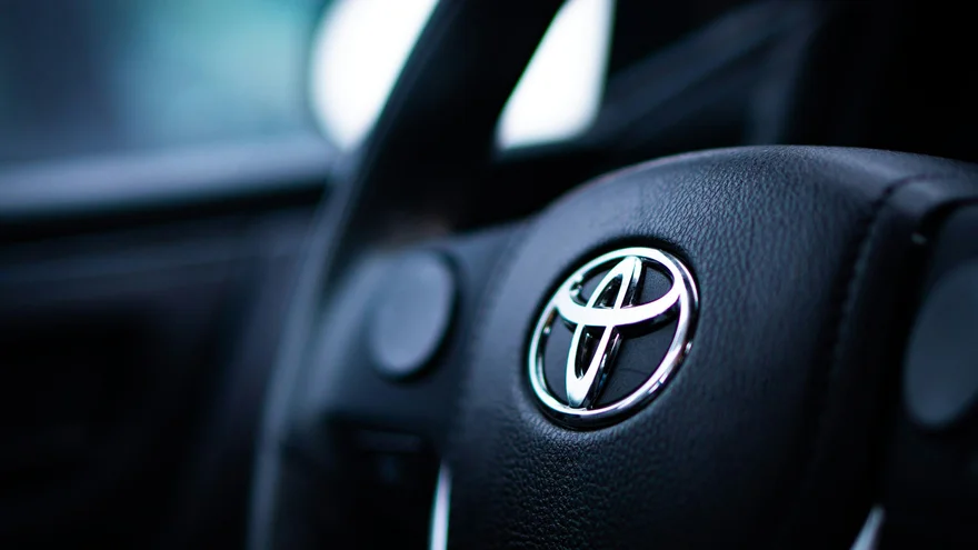 В Боливии автомобили Toyota разрешили оплачивать в BTC