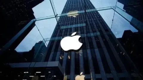 Apple ограничила число отчётов об уязвимостях из-за ИИ-спама