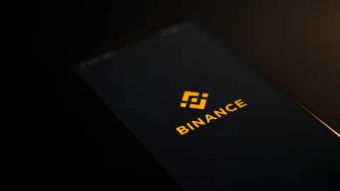 Доля Binance на рынке бессрочных контрактов на биржевые фонды достигла 74%