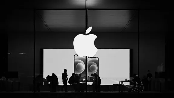 Тим Кук завершает карьеру генерального директора компании Apple