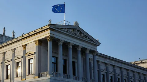 The ECB warned of a possible strengthening of the euro