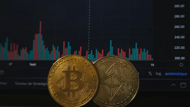 CoinGlass analysts recorded a 15.7% decrease in the volume of trading in cryptocurrencies in the first half of the year