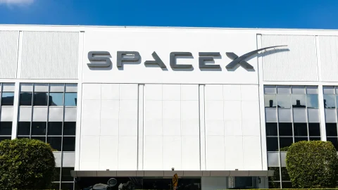 Акции SpaceX упали на 5% после окончания второго локап-периода