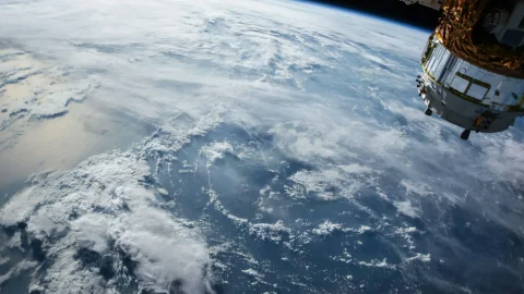НАСА: у США недостаточно данных для отправки астронавтов на Луну и строительства базы