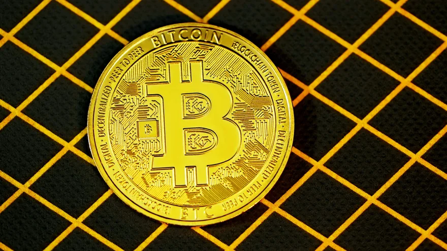Strategy приостановила покупку BTC и направила $2 млрд на формирование долларовой ликвидности