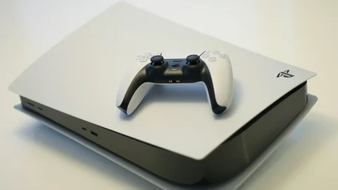 Экс-руководитель Square Enix объяснил влияние цифровизации на ценообразование игр