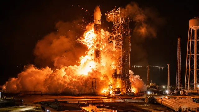 Blue Origin’s New Glenn rocket explodes before Amazon satellite launch