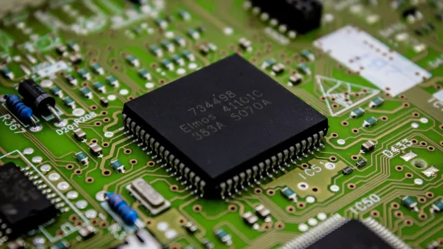TD Cowen is optimistic about the prospects for the semiconductor sector in 2027