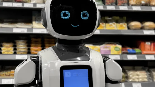 The robot salesman took over: round-the-clock AI controlled pavilion in Hong Kong