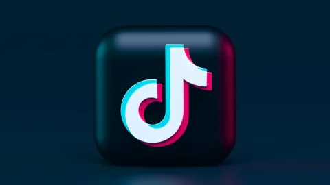 Исследование Hallam: в TikTok обнаружена высокая доля ИИ-контента с непроверенными медицинскими рекомендациями
