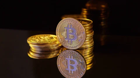 Michael Sailor called the sale of 32 BTC "insignificant" against the purchase of 175,000 coins