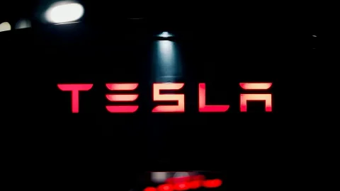 Корпорация Tesla заключила долгосрочное соглашение на покупку электроэнергии