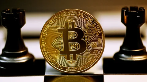 Независимый майнер упаковал блок 960 804 в сети биткоина