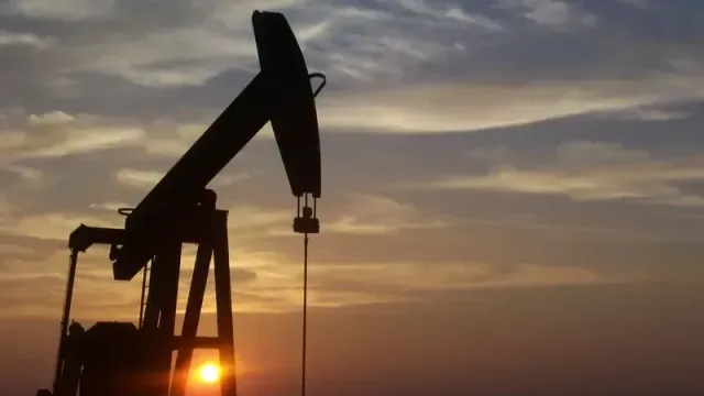 Kazakhstan boosts oil and gas condensate exports by 18% in April amid rising production