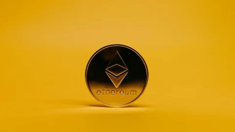 Виталик Бутерин урезал бюджет Ethereum Foundation на 40% и взял курс на «биткоинизацию» сети